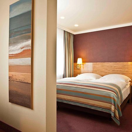Best Western Raphael Hotel Altona Hamburg Exterior photo