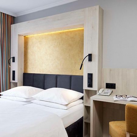 Best Western Raphael Hotel Altona Hamburg Exterior photo