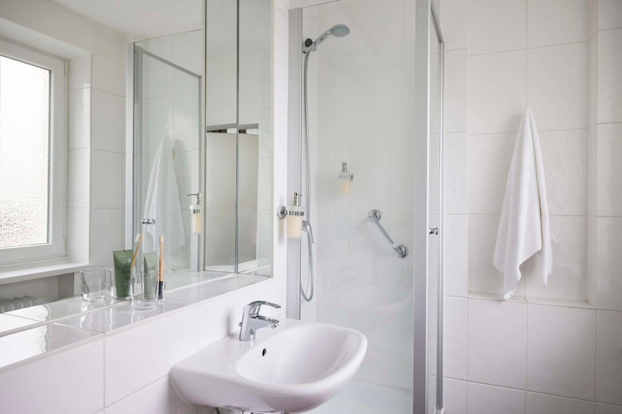 Best Western Raphael Hotel Altona Hamburg Exterior photo
